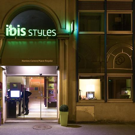 Ibis Styles Nantes Centre Place Royale Bagian luar foto