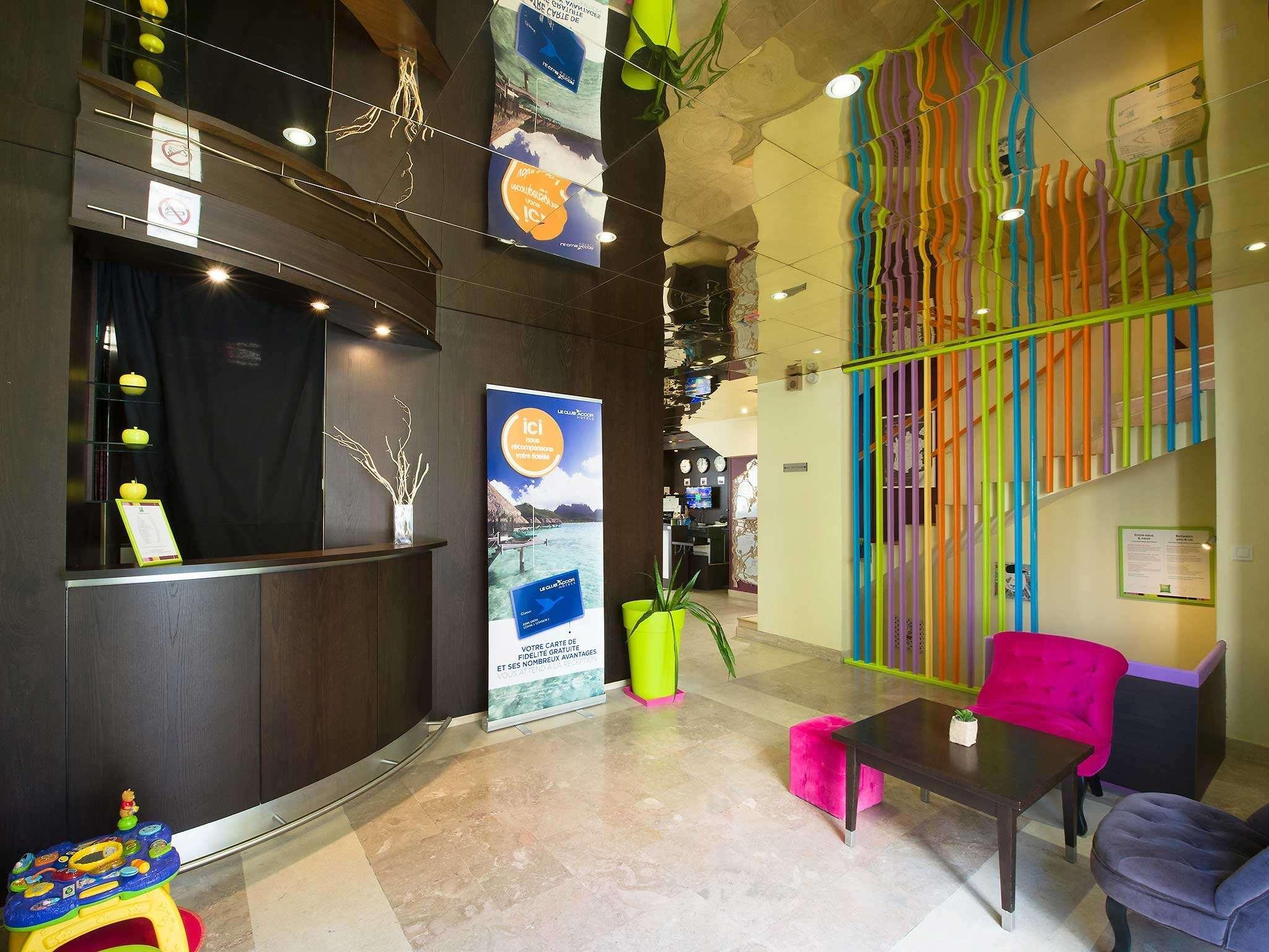 Ibis Styles Nantes Centre Place Royale Bagian luar foto