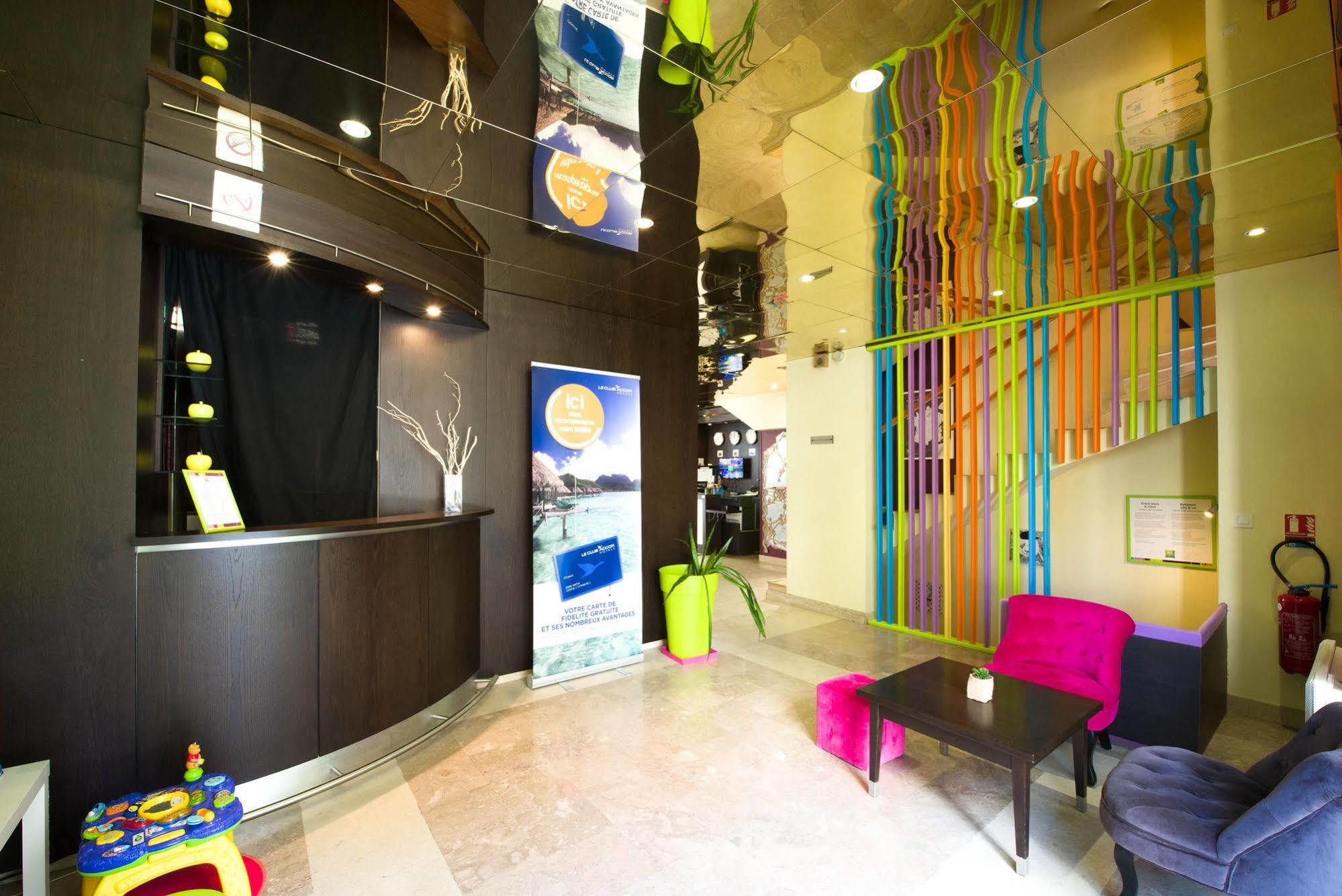 Ibis Styles Nantes Centre Place Royale Bagian luar foto