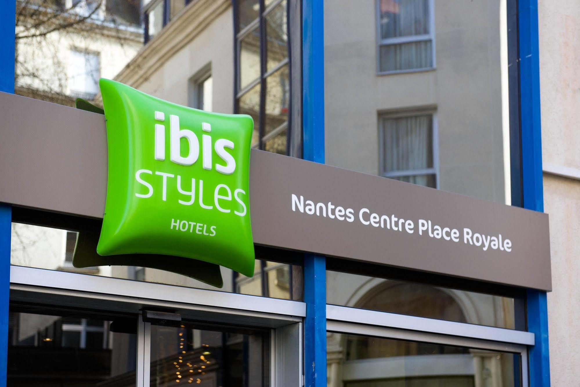 Ibis Styles Nantes Centre Place Royale Bagian luar foto